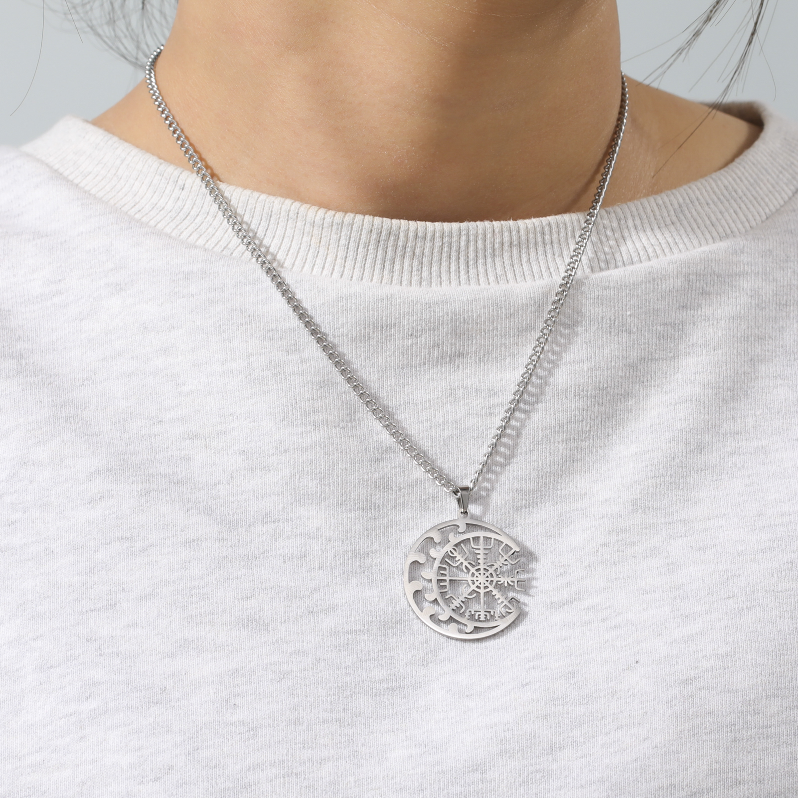 Collares de brújula vikinga de acero inoxidable para hombres, amuleto de runas nórdicas, colgante de Vegvisir, joyería de Luna Supernatural
