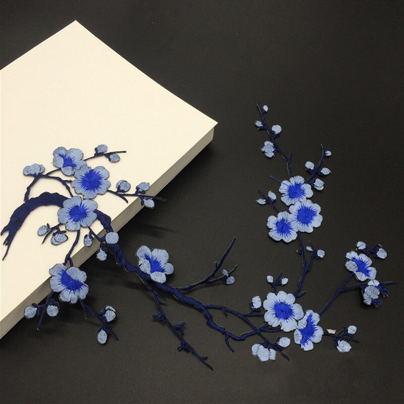 Parches bordados de flores de ciruela, adhesivos para ropa, decoración de boda, vestido de hierro en costura, proveedor de apliques, artesanías