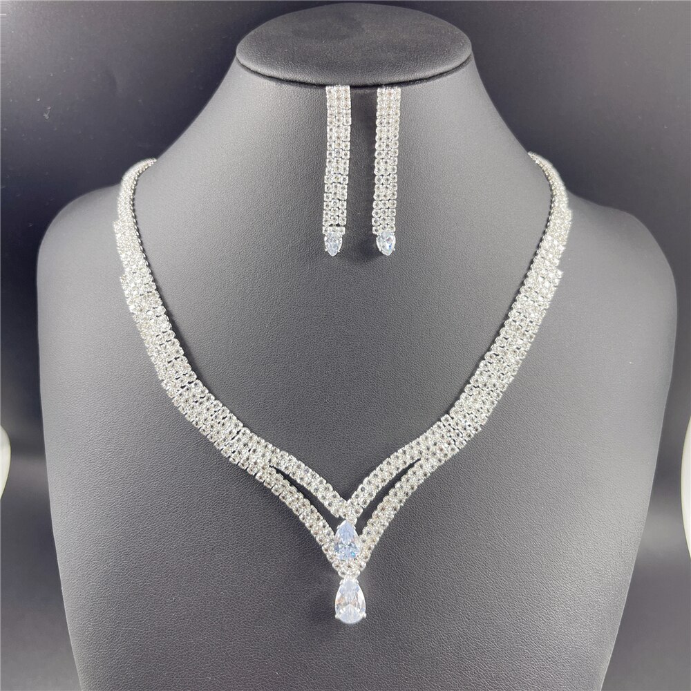 Mode Kristal Bruids Sieraden Sets Zilver Kleur Geometrische Choker Ketting Oorbellen Armband Ring Vier Stuk Bruiloft Sieraden Set