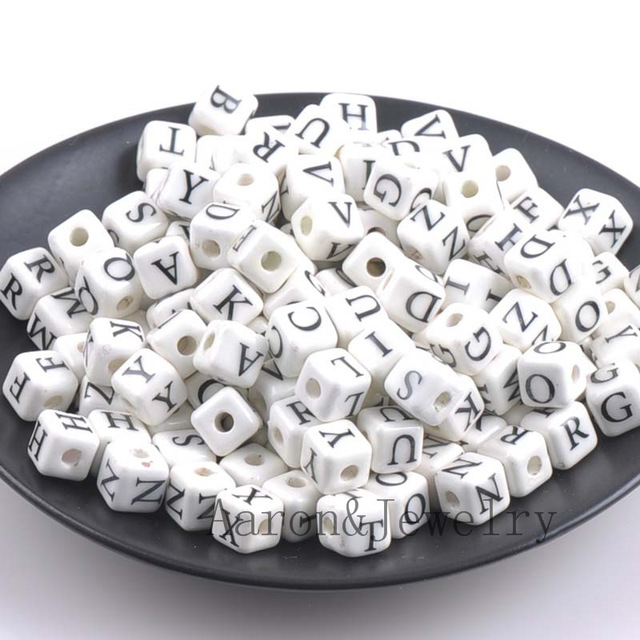 heißer Weiß A-Z Gemischte Buchstaben Alphabet Würfel Keramik Buchstaben Perlen passen Schmuck machen 8mm 10 stücke YKL0355X