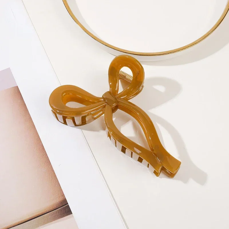 Damen süße schöNe Schmetterling Hinterkopf Klemme Clip Hai Clip Kopfbedeckung Haarschmuck Acryl Haarspange Klaue Clips Haarnadeln