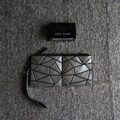 2020 nowy geometryczny zamek kosmetyczka kobiety Luminous kosmetyczka Ladies Organizer na kosmetyki składane podróży makijaż torba hurtownia: D
