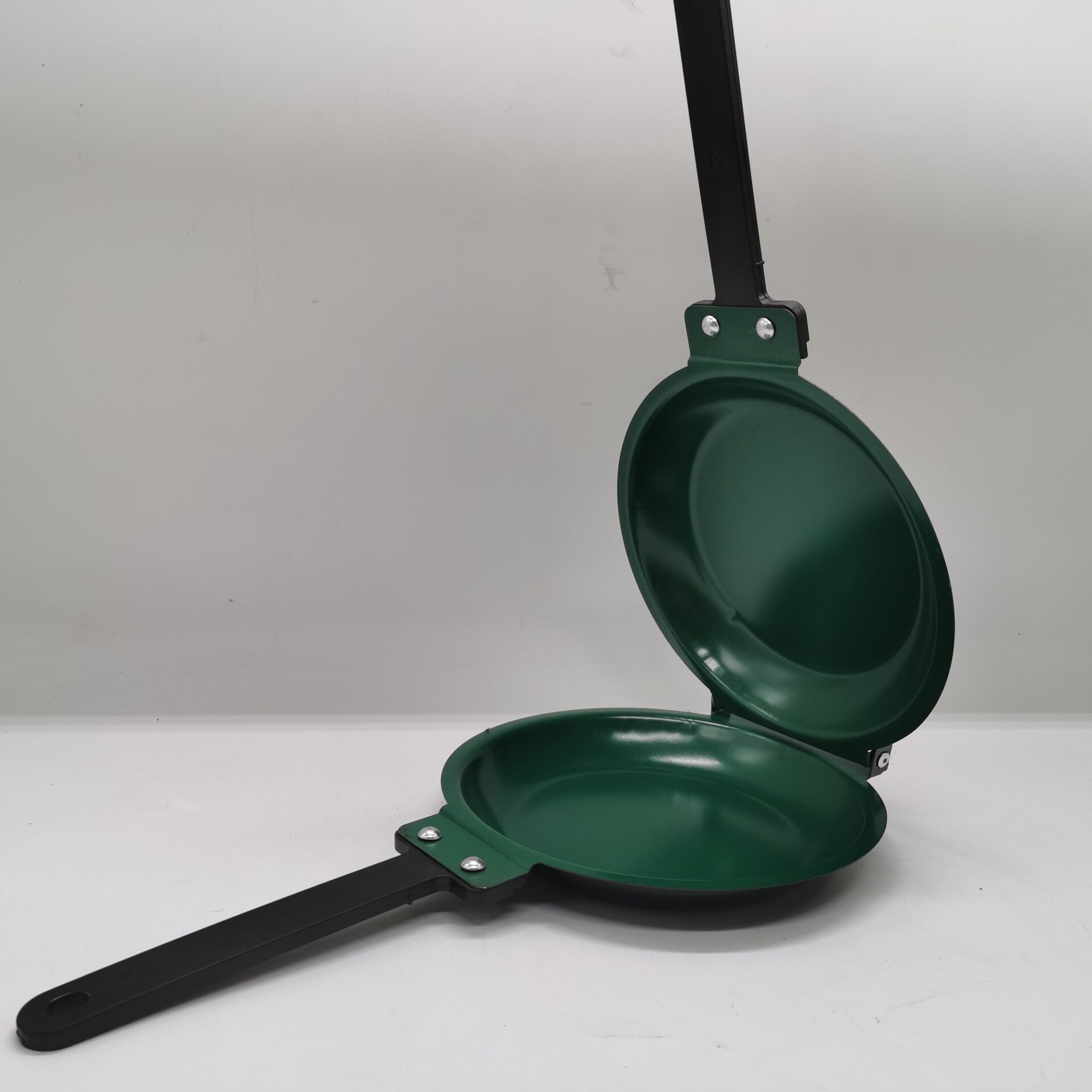 Fabrikanten Leveren Koreaanse Stijl Titanium Staal Rook Gratis Bakken Pan Home Multifunctionele Elektrische Wok Elektrische Bar: Green