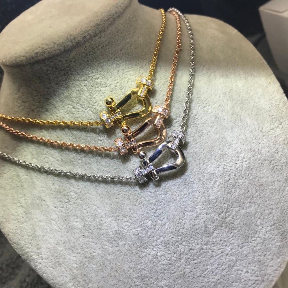 Collier avec pendentif en fer à cheval pour femmes, de luxe, classique, Original, 1:1, avec Micro logo