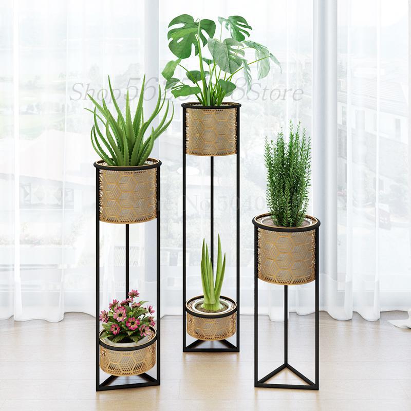 Europæisk smedejern blomsterhylde gryde rack stue interiør moderne minimalistisk hjem nordiske plante stativer