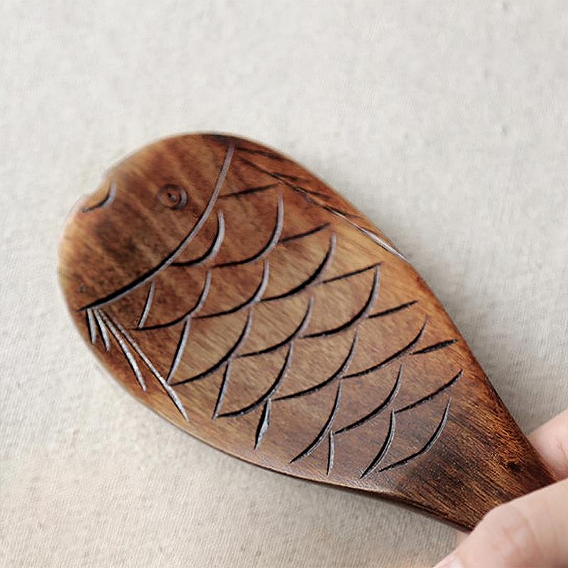 Cuchara de cocina de madera, cuchara de arroz de madera, tallada a mano, motivo de peces, cucharada de madera, utensilios de cocina de madera, vajilla