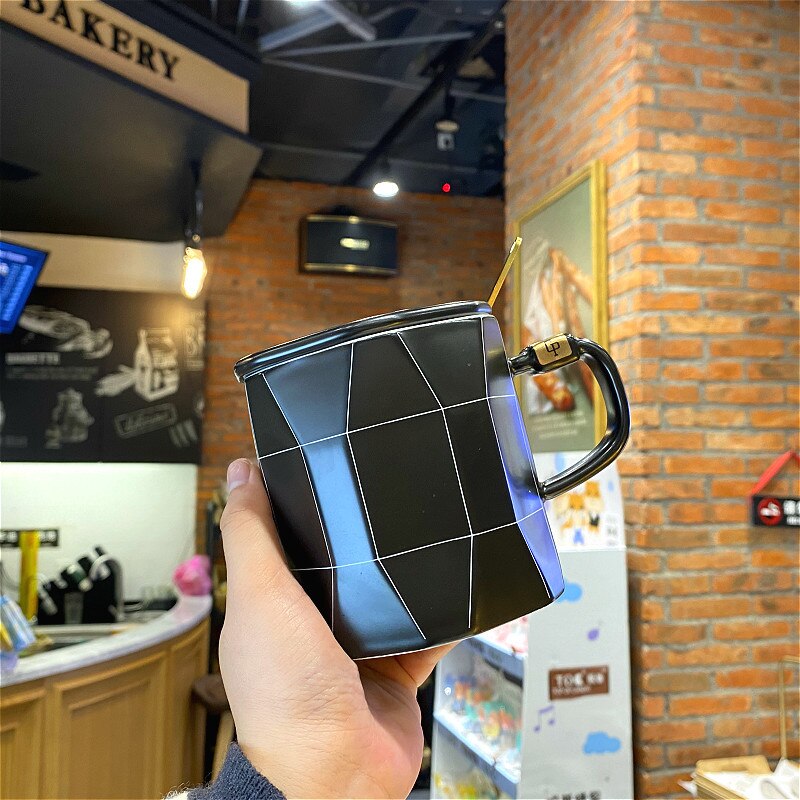 Geometrical line pattern Mug with spoon lid,office business tea mug Drinkware Mugs ,Personality Ceramic Coffee Cup: 02