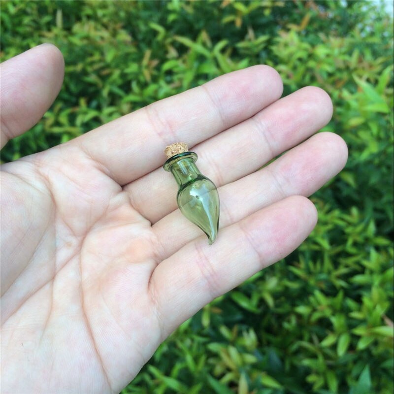 Prijs 70 stuks mix kleuren mini glazen flesjes chili vorm schattige flesjes met kurk kleine flesjes kleine potjes flesjes