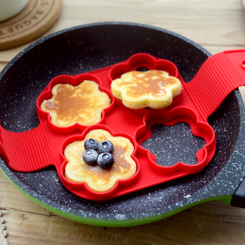 1Pcs Silicone Non Stick Fantastic Egg Pancake Maker Ring Kitchen Baking Omelet Moulds Flip cooker Egg Ring Mold