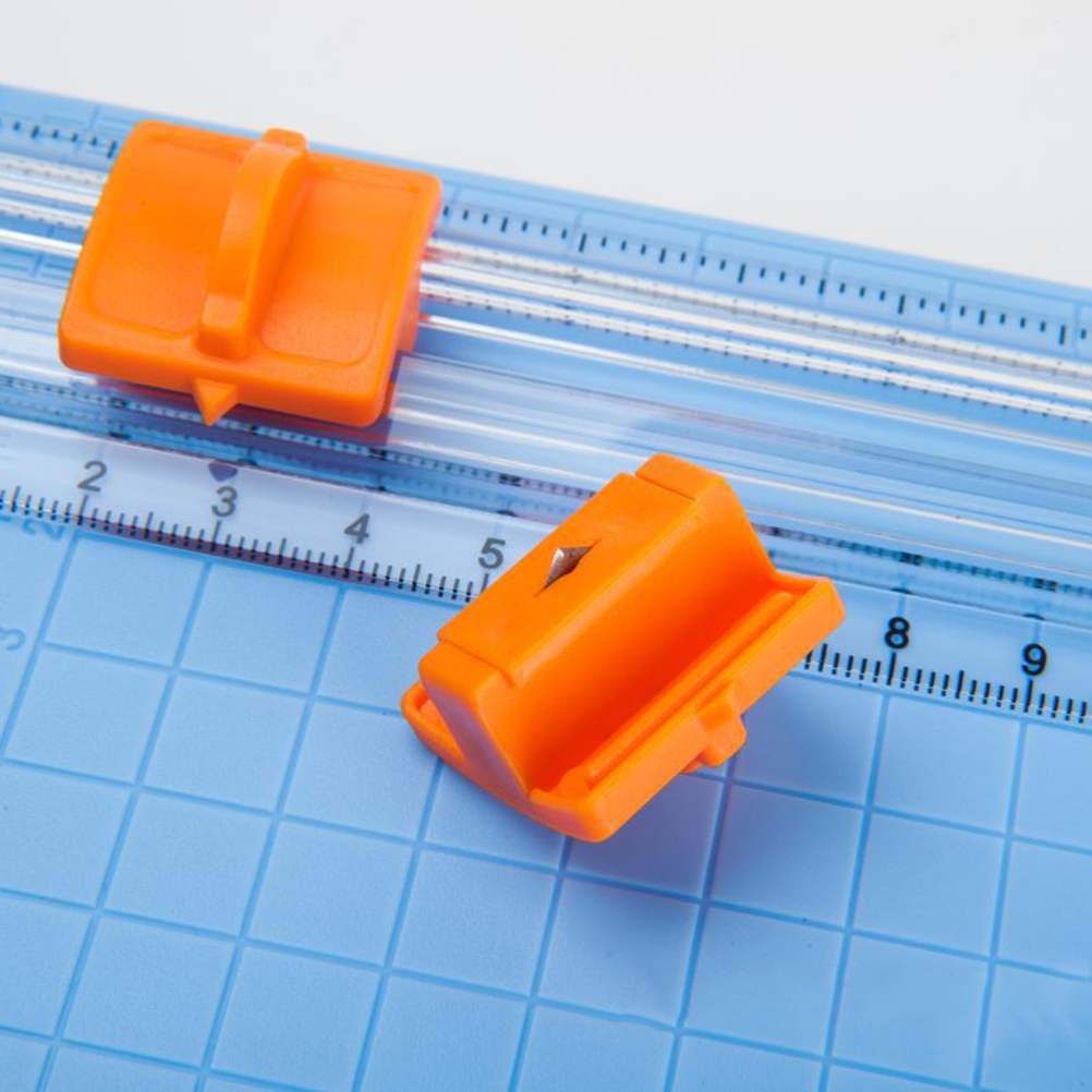 Mini Manual Paper Cutter Convenient Paper Trimmer Students Paper Cutter Scrapbook DIY Cutter