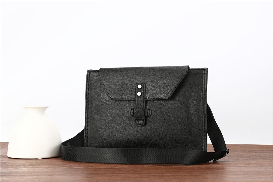 Koreaanse eenvoudige heren zakelijke envelop handtas retro dossiers pak casual heren tas leren laptop casual tas schoudertas: Ontwerp 1