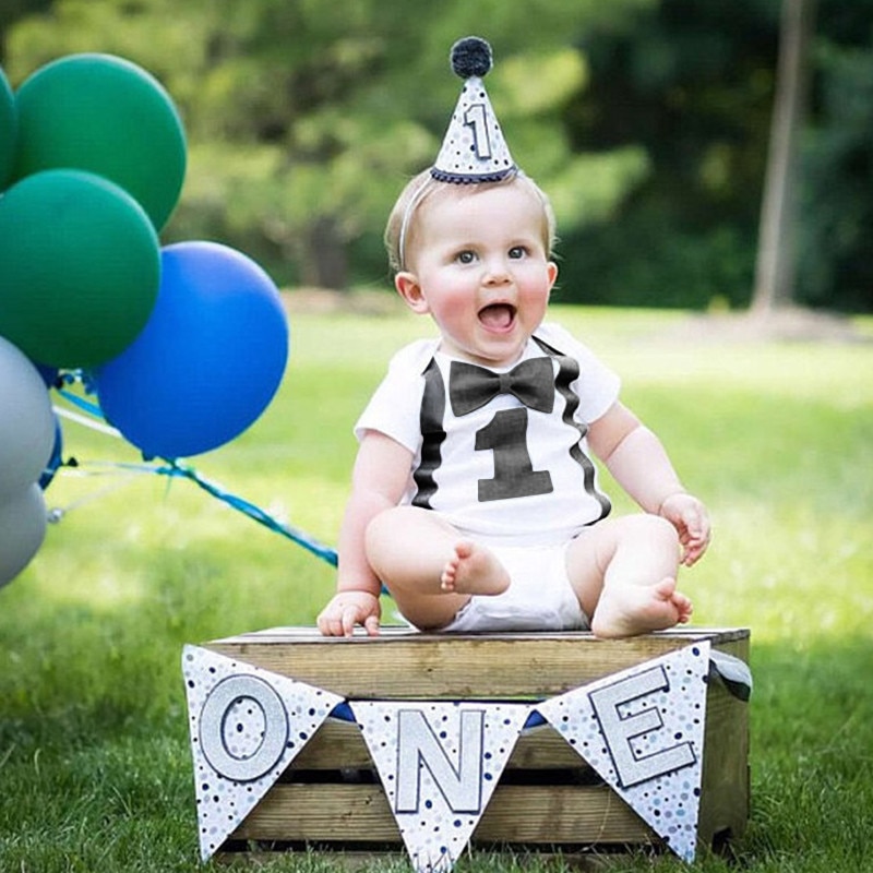 Um tamanho de algodão bebê menino macacão traje crianças carta macacões 1st aniversário outfits recém-nascidos meninos roupas do bebê 12 meses