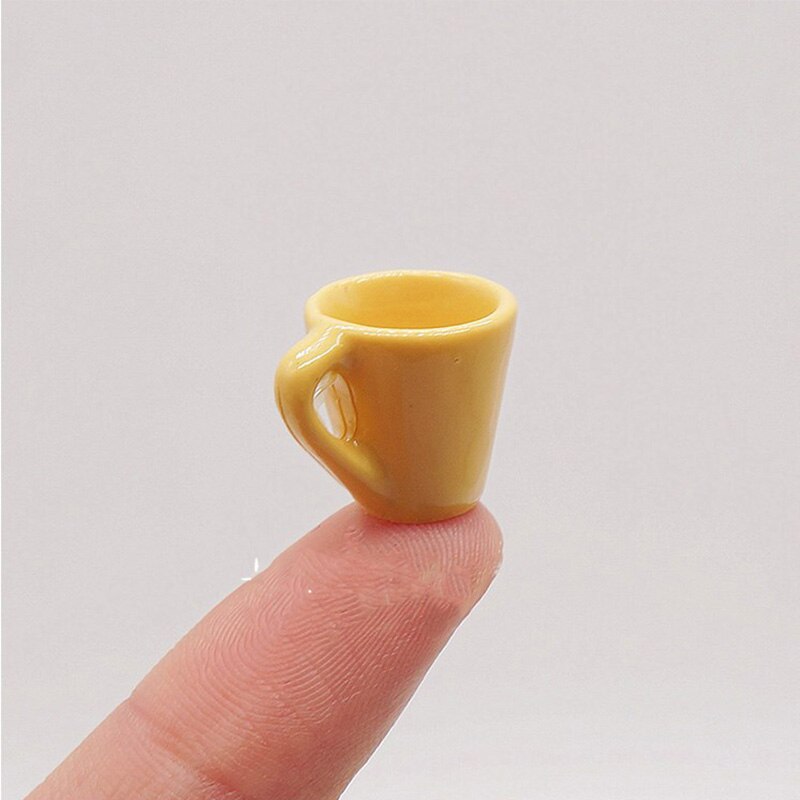 Canday Colors Japanese Style Mini Water Cup or Juicer for ob11 Barbies Blyth Doll Houes Kitchen Furniture Accessories: 2pcs yellow