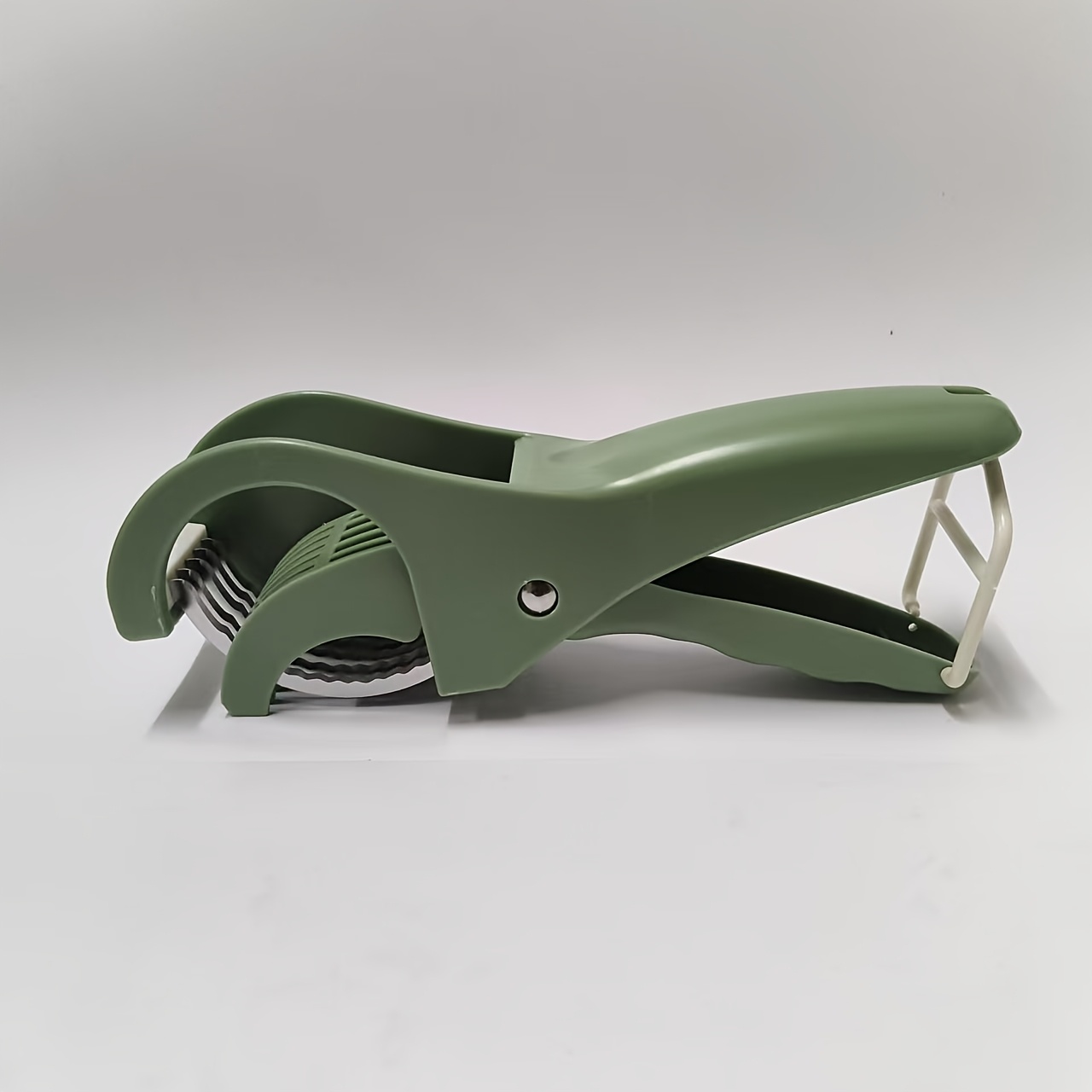 Multifunctionele fruit- en groentesnijder - roestvrijstalen messen, voor het snijden van perfecte plakjes fruit, komkommer en ham.: Groente