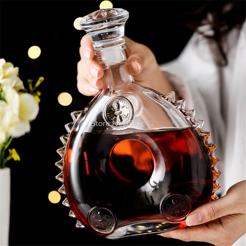 Retro Red Wine Bottle Champagne Glass Whiskey Wine Decanter Bottle Jug Pourer Aerator for Family Bar Transparent Wine Glass