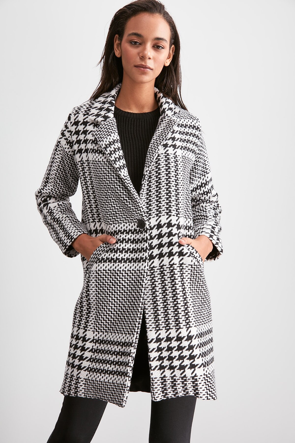 Trendyol Pocket Detail Coat TWOAW20KB0243.