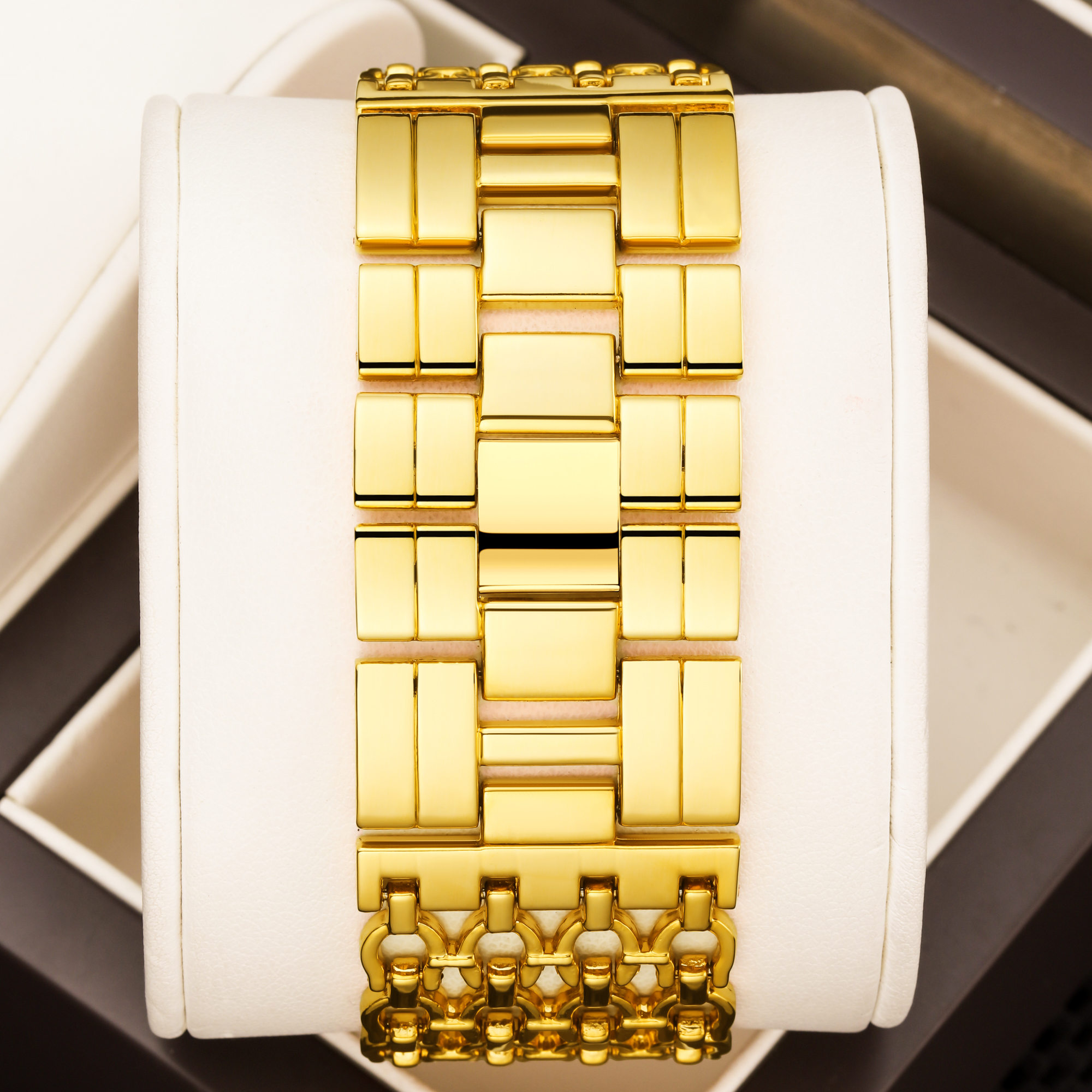YaLaLuSi Brand Women's Watches Gold Case Black Face Simple Style Boxed Watch Remover Ion Gold Plated