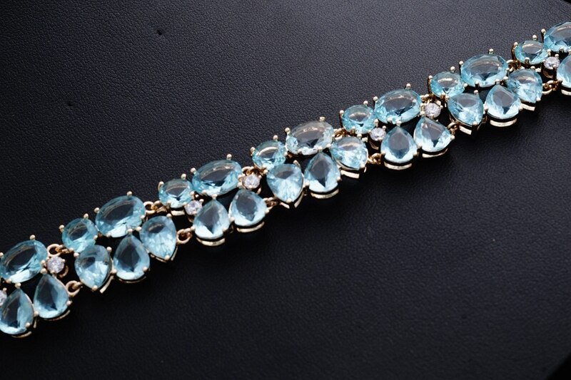 Beaux Bracelets et Bracelets attrayants pour les femmes couleur or bleu ovale Zircon Bracelets Bracelets goutte d'eau bijoux en cristal