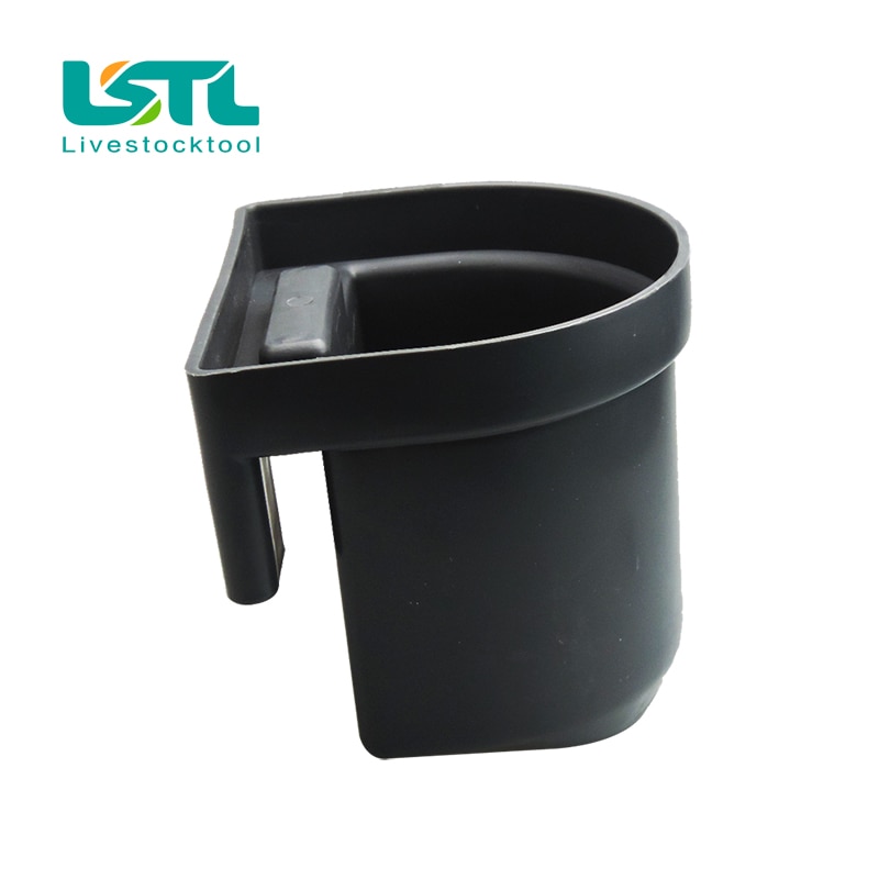 Livestock Milk Drinking Bucket Calf Cow Milk bucket With Ruuber Feed Nipple Feeding Milk Bucket for Claf Lamb Pig