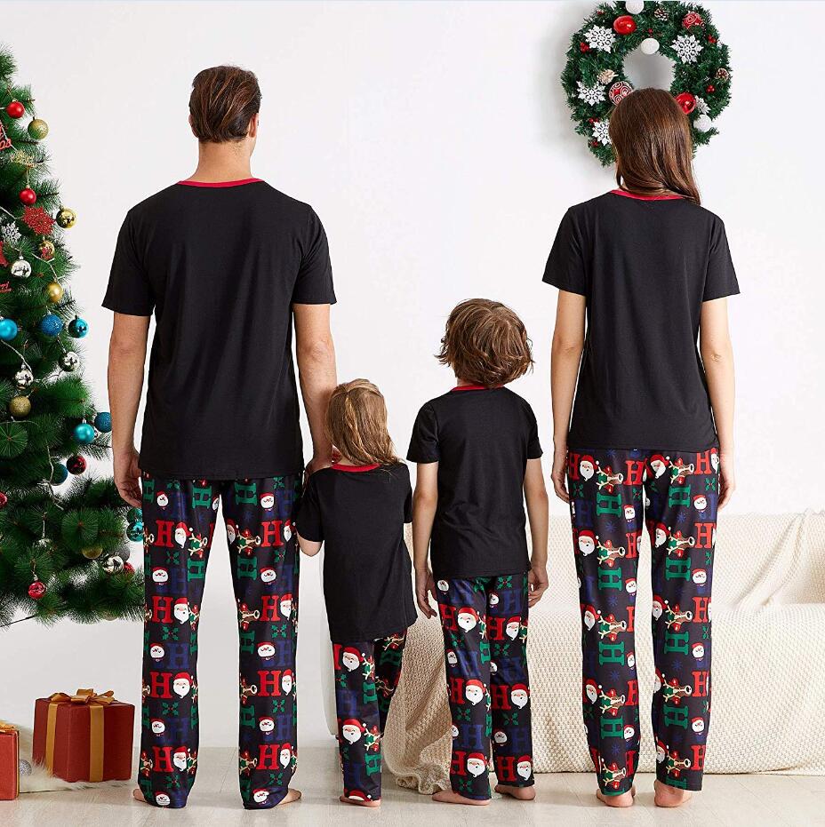 Ensembles de pyjamas assortis pour la famille, pyjamas de noël, tenue de nuit, imprimés de dessins animés, vêtements assortis, mère, père et enfant