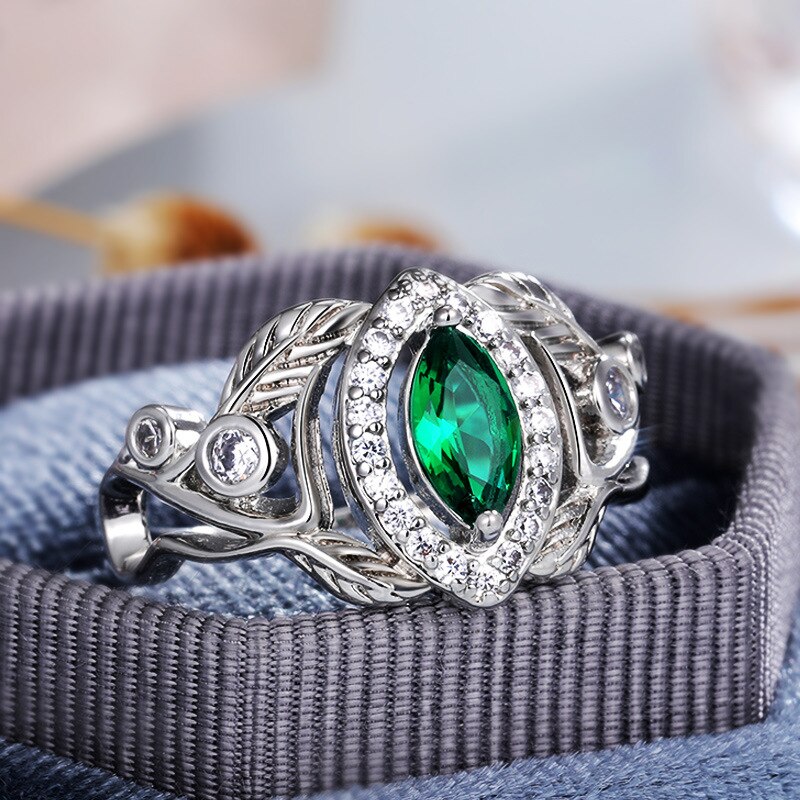 Elegante Vrouwen Ringen Engagement Wedding Party Oval Groene Steen Groene Kleur Prachtige Klassieke Vrouwelijke Vinger Ring
