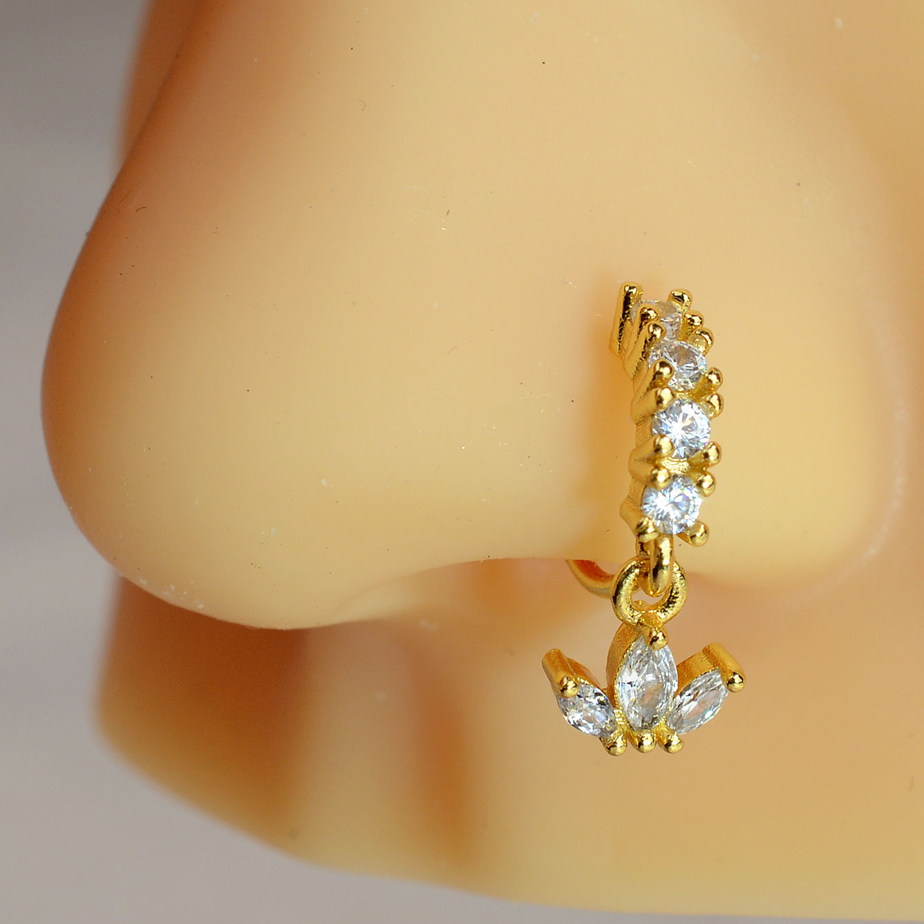 1 Uds. De aro de cristal CZ para tabique, Clickers, anillo para la nariz, Piercing para cartílago, pendiente de hélice, joyería para el trago, aros Daith, pendientes de lóbulo Rook