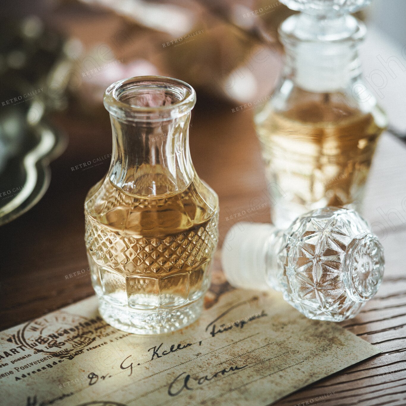 Mini botellas de cristal de estilo Vintage francés, frasco de cristal prismático europeo para artesanía en relieve, Perfume, decoración de tocador
