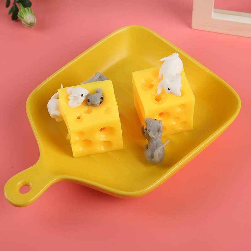 thumbnail interactive-video image 1 of Cute Cheese Mouse Squeeze Stress Relief Toys TPR Elastic Cheese Spoofs Prank Decompression Squishy Toys 1 of 10