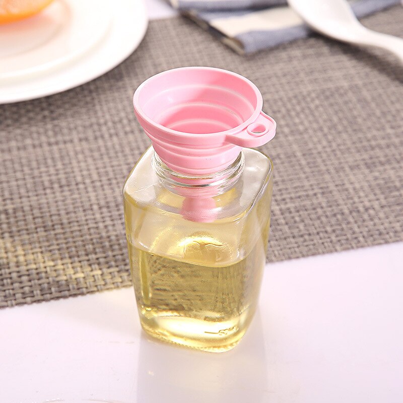 1PC Silicone Foldable Funnel Practical Collapsible Funnel Water Liquid Dispensing Oil Wine Filling Packing Heat Oil Resistant