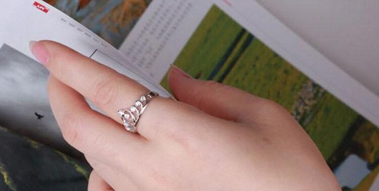 modisch Strass Intarsien Aushöhlen Herz Krone geformt Gold Silber Überzogene Frau Ring