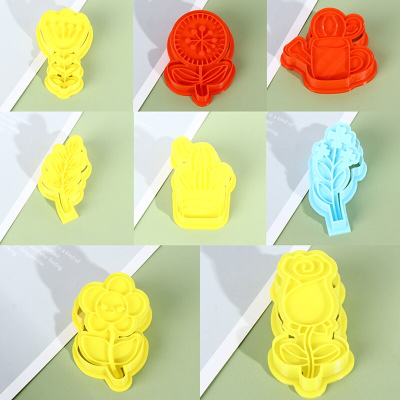 1 Piece Of Flower Plastic Decorative Biscuit Mould Diy Kitchen Cake Decoration Tool Cookie Stamp Mold Kitchen Tool