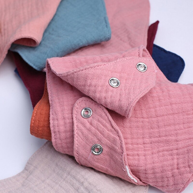 Bavaglini in cotone per neonati ragazzi ragazze sciarpa a triangolo tinta unita alimentazione Saliva asciugamano Bandana Burp Cloth regali per la doccia appena nati
