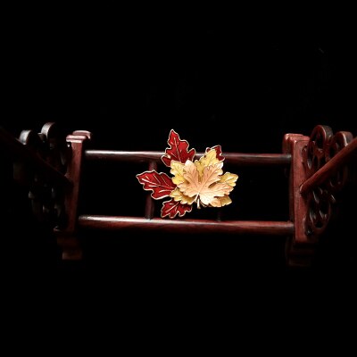 Huanzhi Emaille Maple Leaf Vorm Overdreven Vintage Metalen Broche Jas Accessoires Kleurrijke Sieraden Voor Vrouwen: 2SMALL