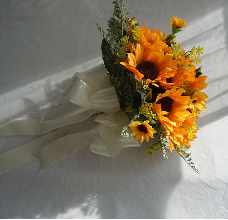 Sunflower Bridal Bouqet The Bride Holding Flowers Flores Artificiales De Novia Artificial Bridesmaid Wedding Bouquet