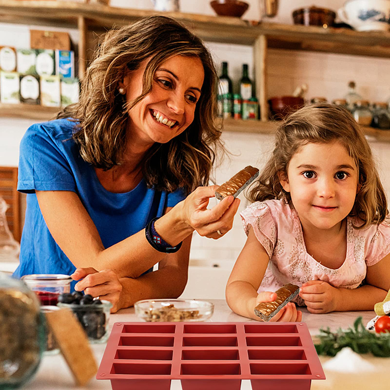 Stampi rettangolari per caramelle in silicone per cuocere barrette energetiche Stampo per cioccolato/barrette proteiche/torta di formaggio/padella di mais, stampo per burro a 12 cavità