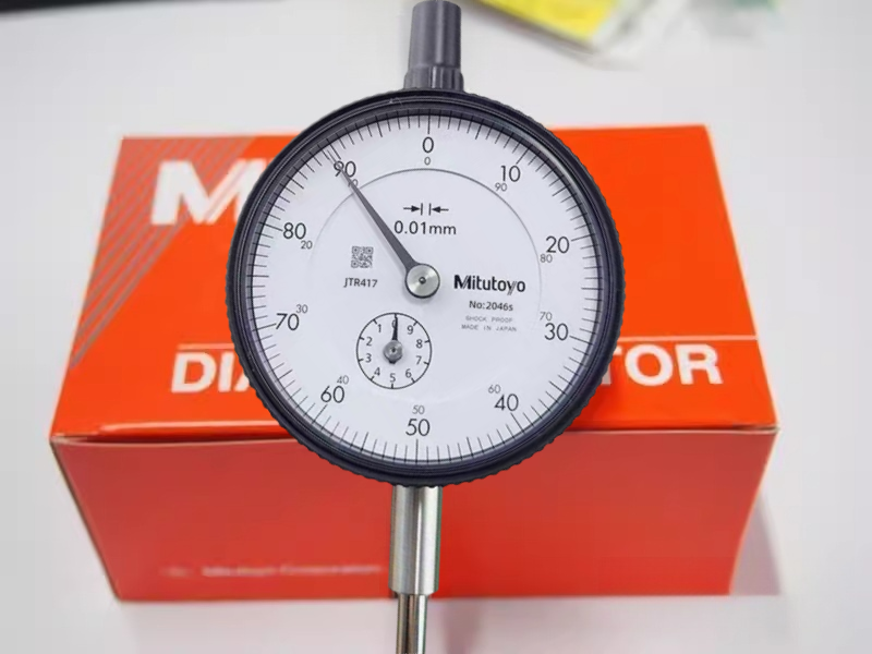 Mitutoyo Dial Indicator Analog Lever Dial Gauge Accuracy 0.01 Range 0-0.8mm Diameter 32mm Measuring Tool: Default Title