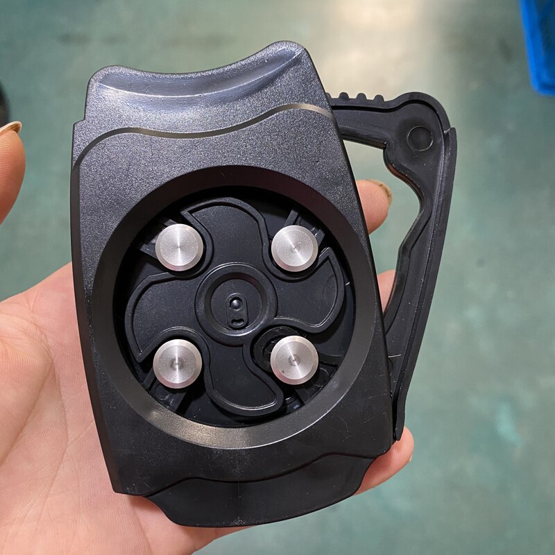 Drink Opener Go Swing Multifunctional Portable Topless Can Opener Coke Beer Manual Bottle Opener Can Opener Stainless Steel: Black