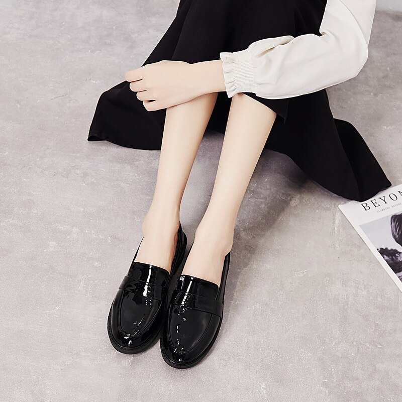 Zapatos oxford de charol británico para mujer, estilo derby calzado plano, de boca baja y gruesa, para primavera