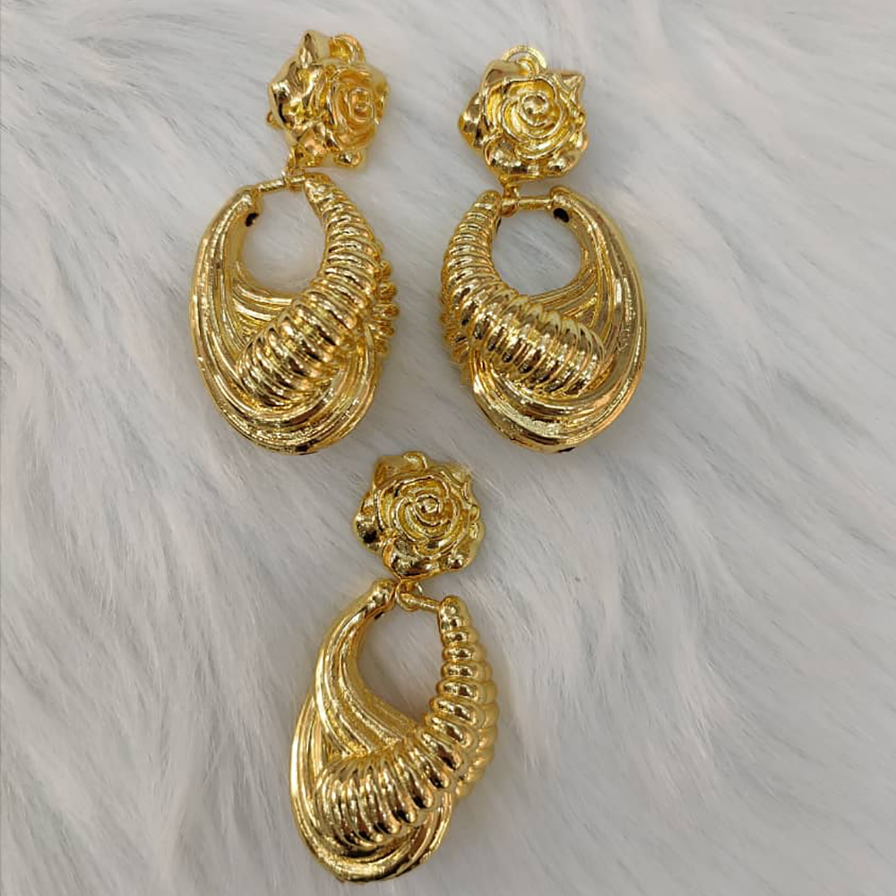 Dubai Gouden Kleur Sieraden Sets Voor Vrouwen Ketting En Oorbellen Bloemvorm Hanger Braziliaanse Afrika Bruiloft