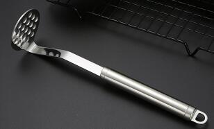 1PC 304 Stainless Steel Potato Pressure Mud Mashed Potato Pressed Masher For Sweet Fruit Family Hotel Restaurant Use OK 0949: Silver