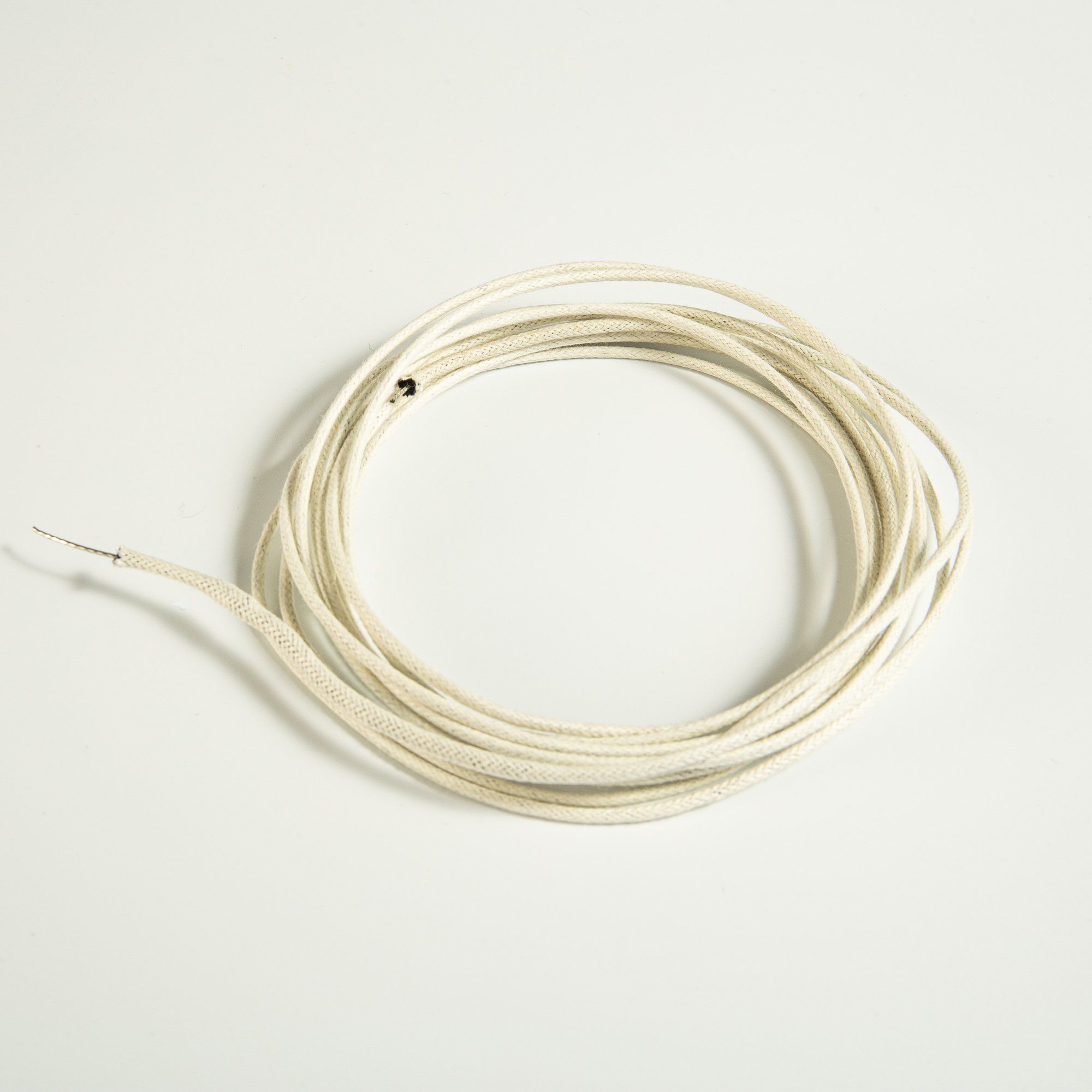PHRILAM10 Fuß langes, mit Stoff überzogenes E-Gitarren-Bass-Kabel. Kupfer verzinntes Pushback-Gitarrenkabel im Vintage-Stil. 6 Farben erhältlich