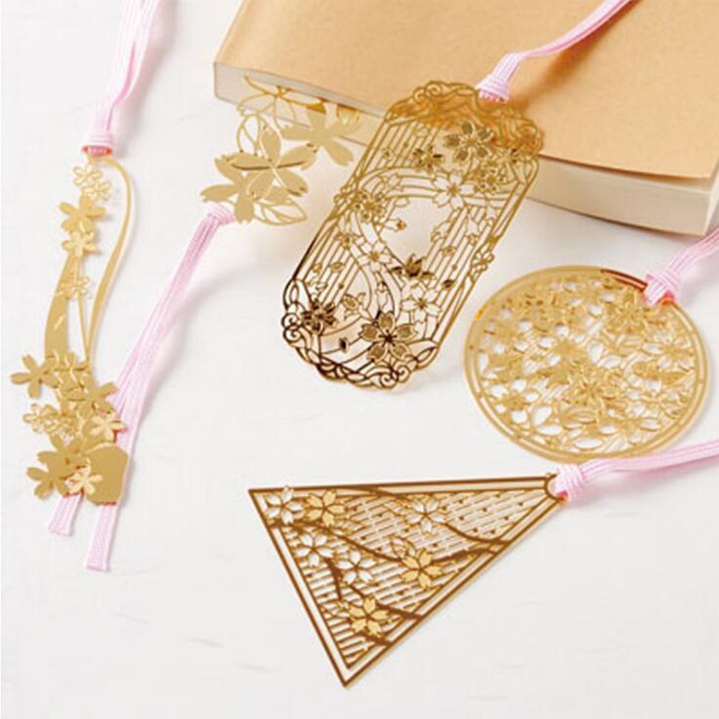 Sakura Metal Hollow Bookmark Chinese Stijl Kersenbloesems Bladwijzers Boek Map Kantoor Schoolbenodigdheden Briefpapier