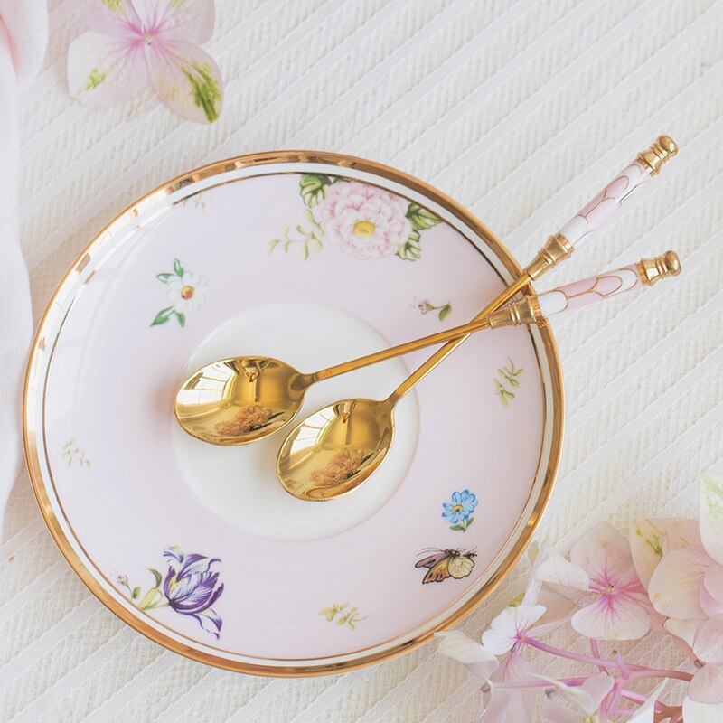 Ceramic English Coffee Cup Afternoon Tea European Small Bone China Cup and Saucer Luxury Exquisite Red Coffee Mug AA60BD