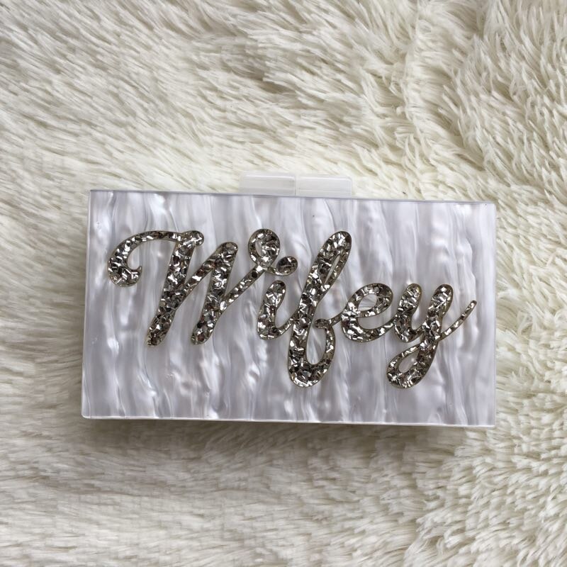 Pearl White Gold Glitter Name Wifey Letter Acrylic Box Clutches Women Brand Shoulder Evening Party Lady Summer Beach Acrylic Bag