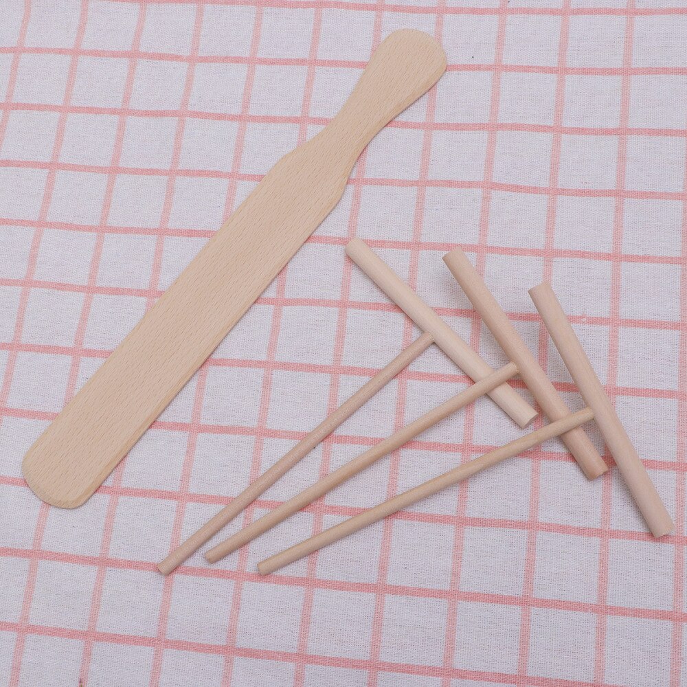 7 stk pandekage river træ smør sprede værktøj omelett køkkenredskaber  (1 spatel og 6 t- formede spredere)