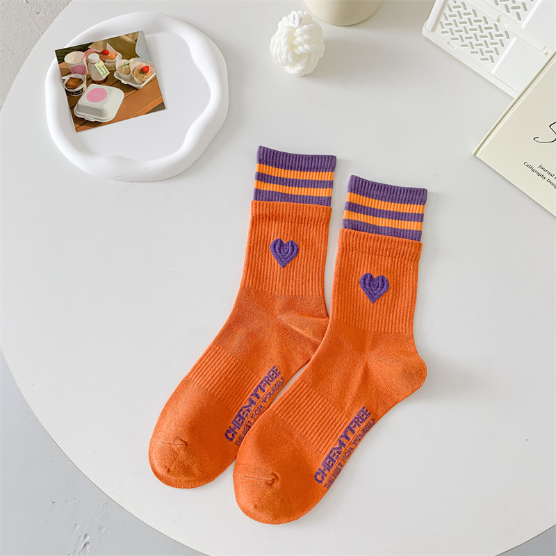 Women Cotton Socks Stripes Love Heart Embroidery Cotton Crew Socks Cute Kawaii Harajuku Streetwear Lolita Girls Calcetines Mujer: Beige
