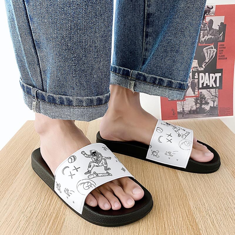 Zapatillas de verano para hombre y mujer, zapatos de astronauta espacial para exteriores, zuecos para amantes del jardín, pantuflas deslizantes de baño para interior, Chanclas de playa