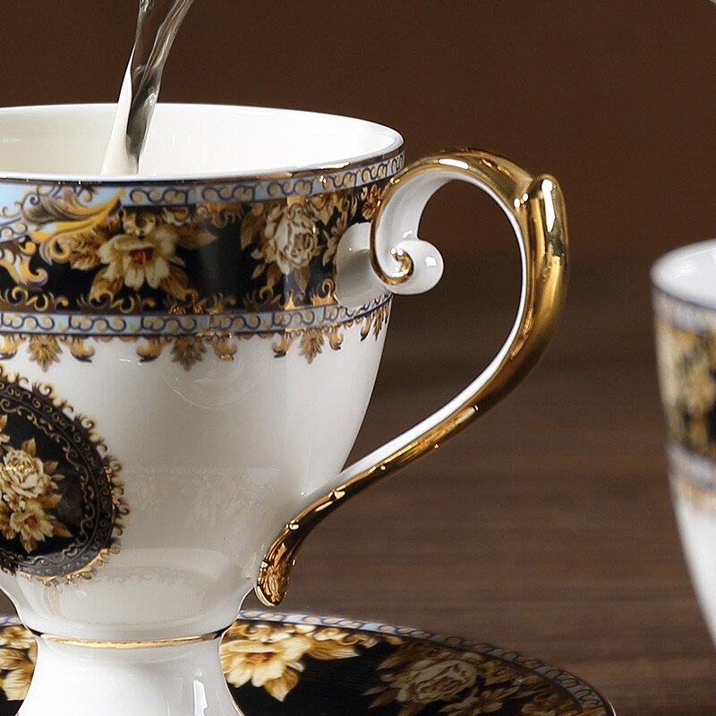 Europese Stijl Bone China Kopje Koffie Sets Creatieve Porselein Afternoon Tea Cup Party Hotel Melk Pot Home Decor Huwelijksgeschenken
