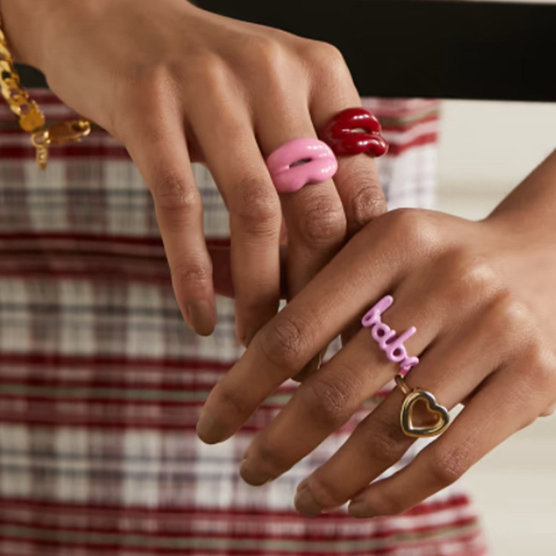 Glowshe Trend Copper Dripping Oil Lip Letter Ring Birthday Party Jewelry Girl's Cute Accessories