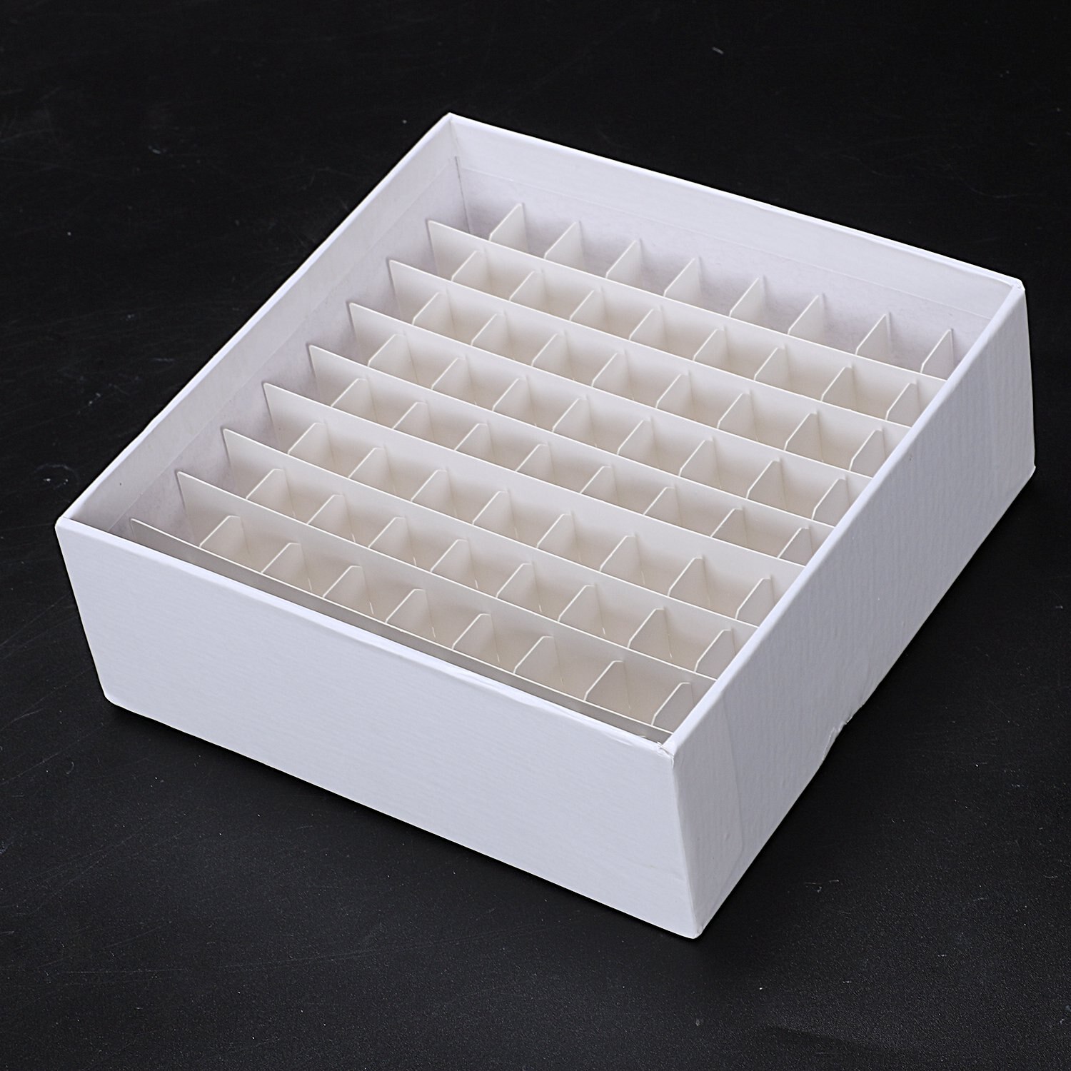 Lab 81 Positions Graduated Cryo Vial White Paper Box 1.8 Milliliter